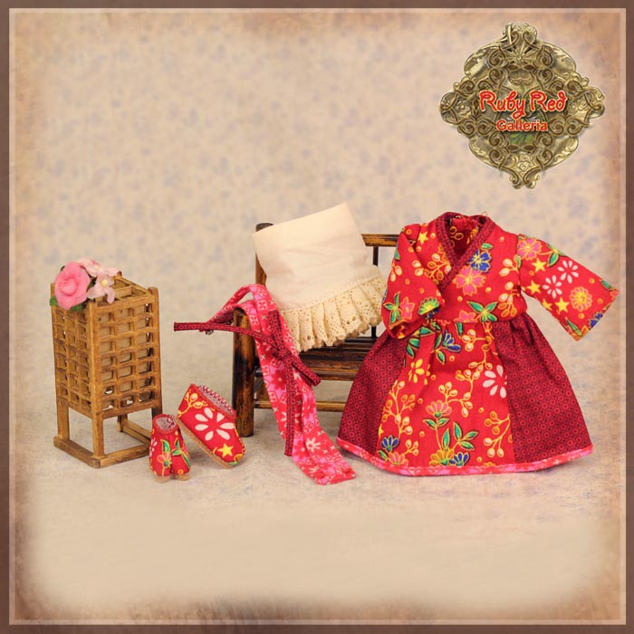 8" Ten Ping Printed Dress Outfit (HC0042A)