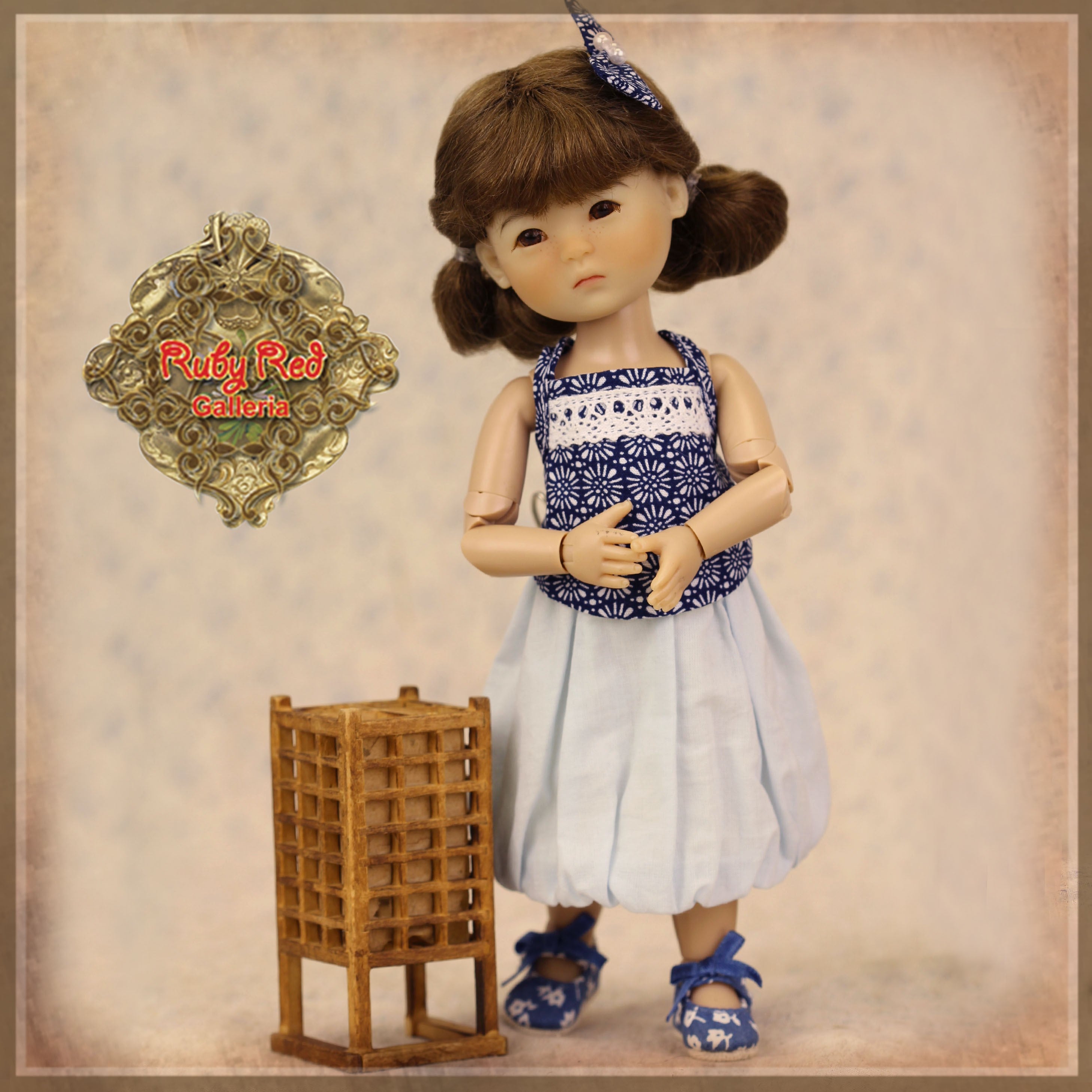 8" Ten Ping Blue Floral Printed Outfit (HC0051A)