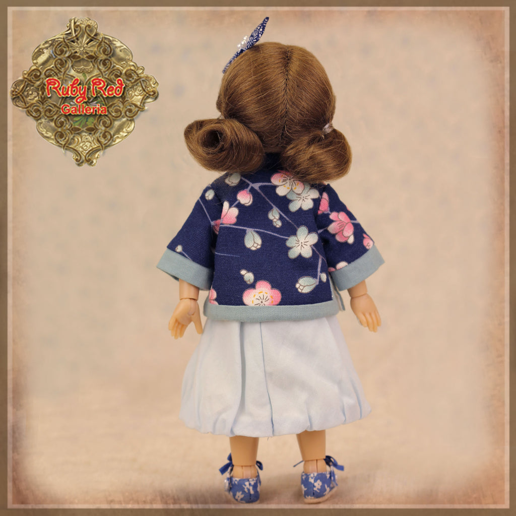8" Ten Ping Blue Floral Printed Outfit (HC0051A)