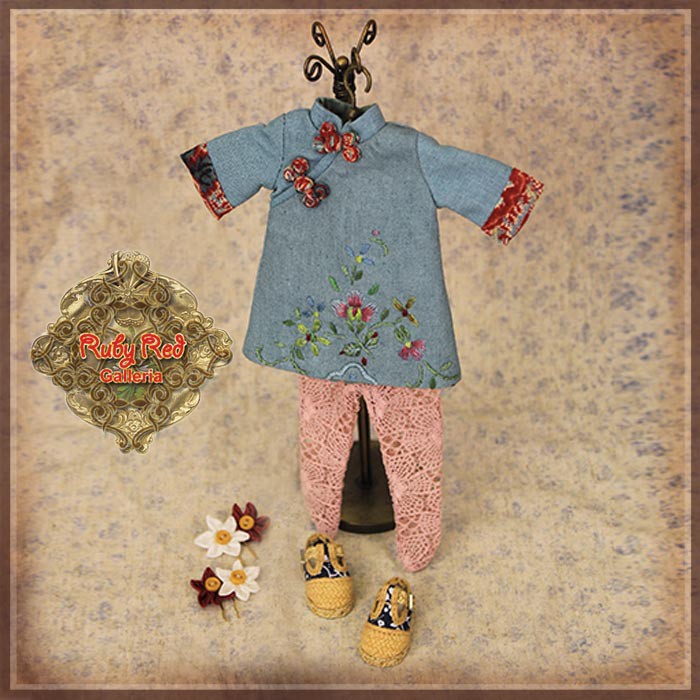 8" Ten Ping Embroidered Qi Po Costume (HC0062A)