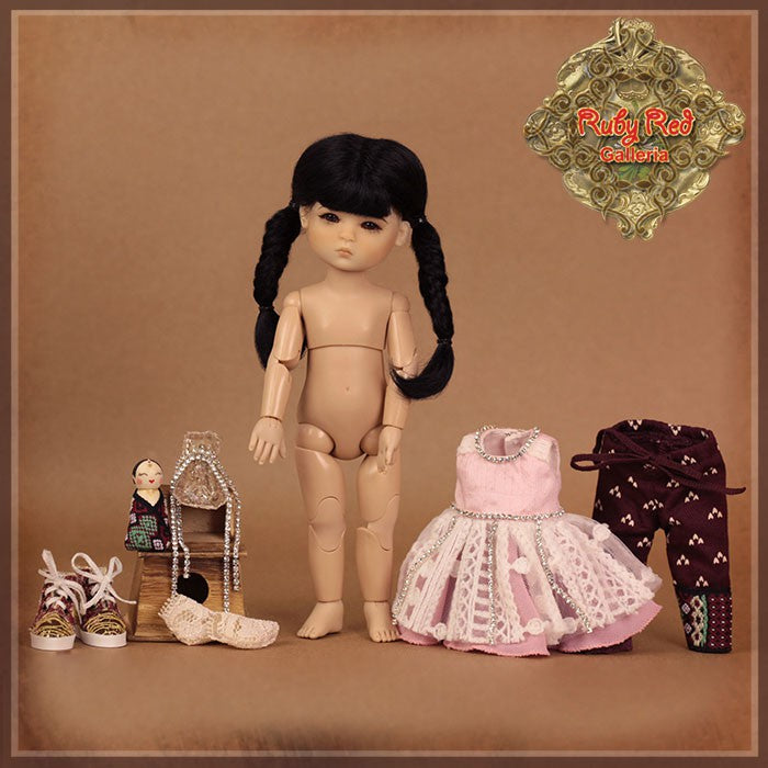 8'' Four Kindergartner – Ishara (FA0022A)