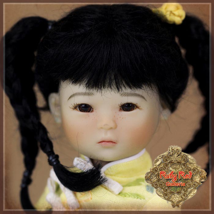 8" Teng Ping Yellow Embroidered Outfit (HC0069A)