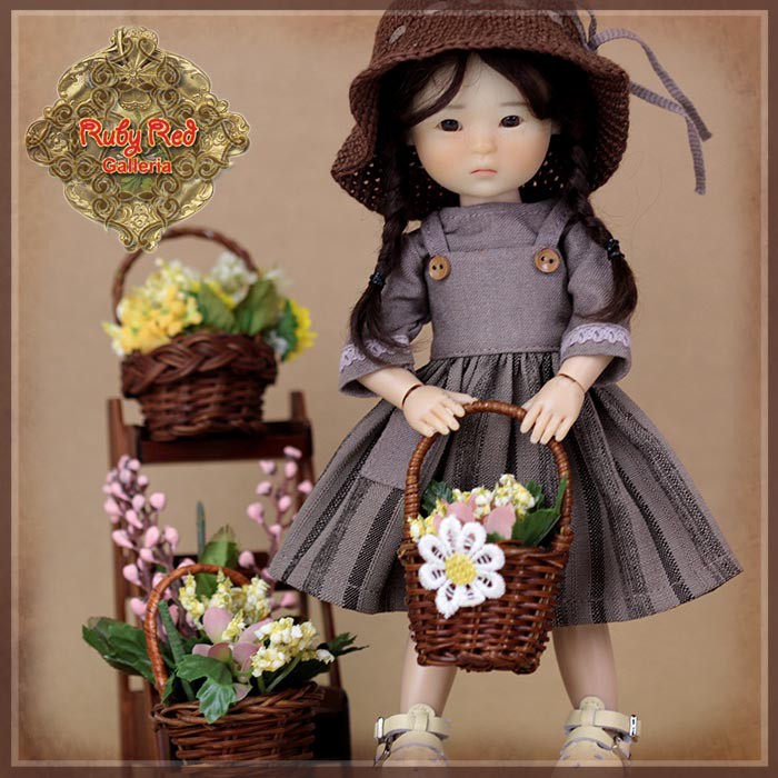 8" Teng Ping Twin Grey Dress outfit (HC0075A)