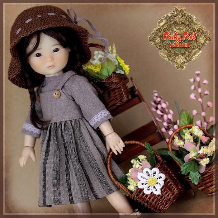 8" Teng Ping Twin Grey Dress outfit (HC0075A)