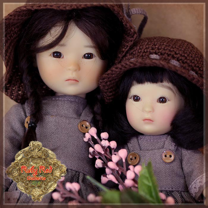 8" Teng Ping Twin Grey Dress outfit (HC0075A)