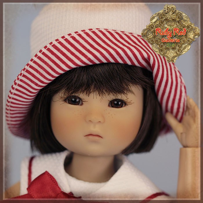 8" Ten Ping White and Red Outfit (HC0077A)