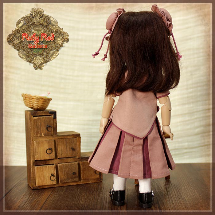 8" Ten Ping Plum Red Outfit (HC0087A)