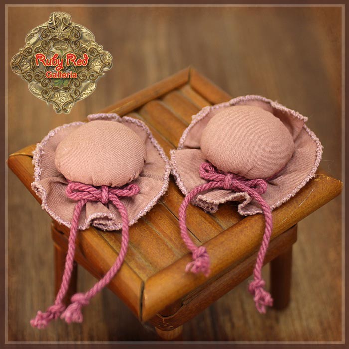 8" Ten Ping Plum Red Outfit (HC0087A)