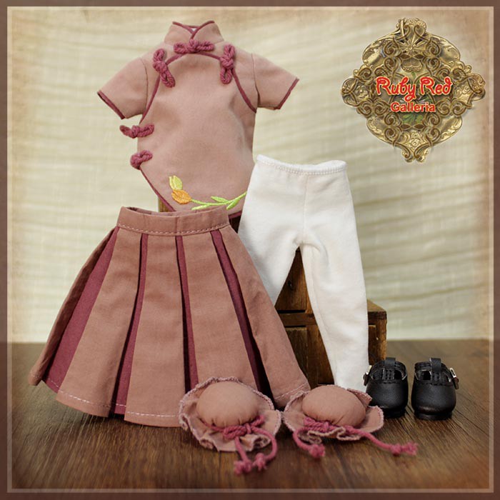 8" Ten Ping Plum Red Outfit (HC0087A)