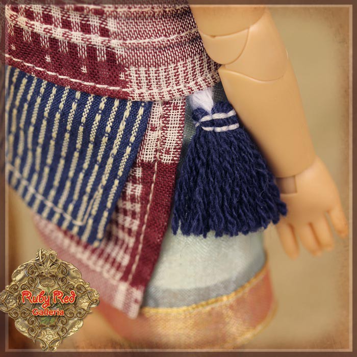 8'' Four Kindergartner - Mia (FA0020A)