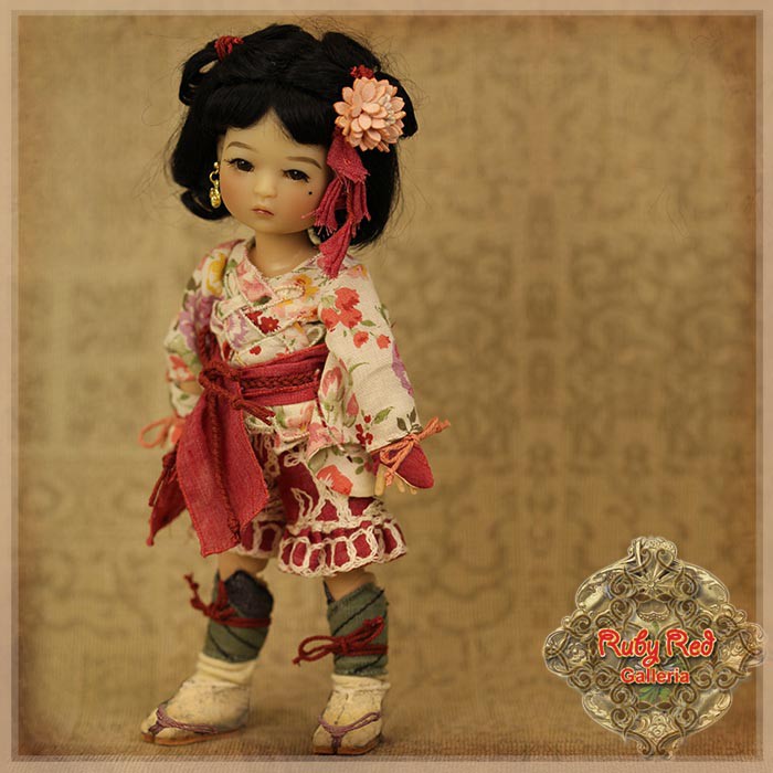 8'' Four Kindergartner - Miki (FA0018A)