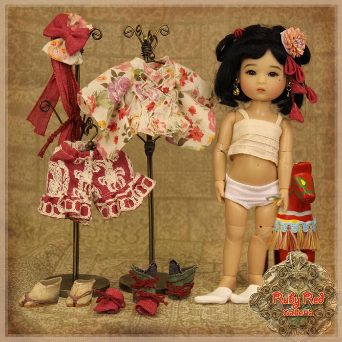 8'' Four Kindergartner - Miki (FA0018A)