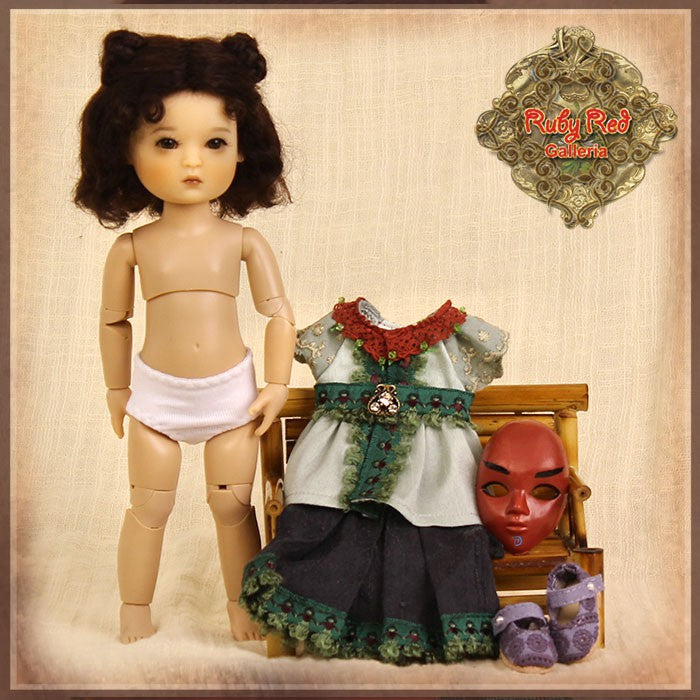 8'' Four Kindergartner - Mia (FA0016A)