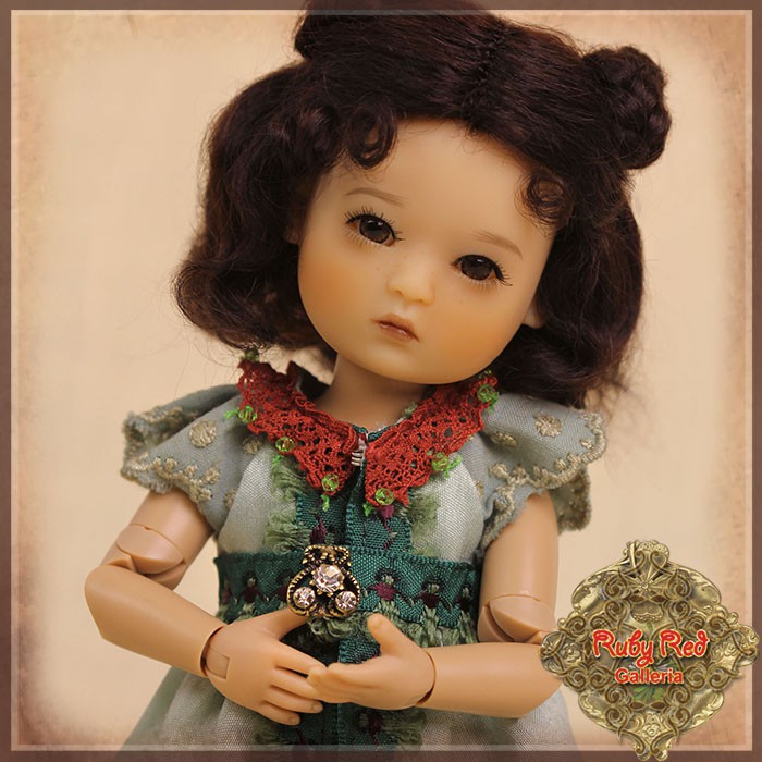 8'' Four Kindergartner - Mia (FA0016A)