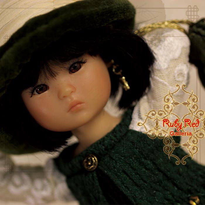 8'' Kindergartner's Fashion Walk - Mia (FA0001A)