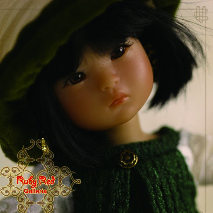 8'' Kindergartner's Fashion Walk - Mia (FA0001A)