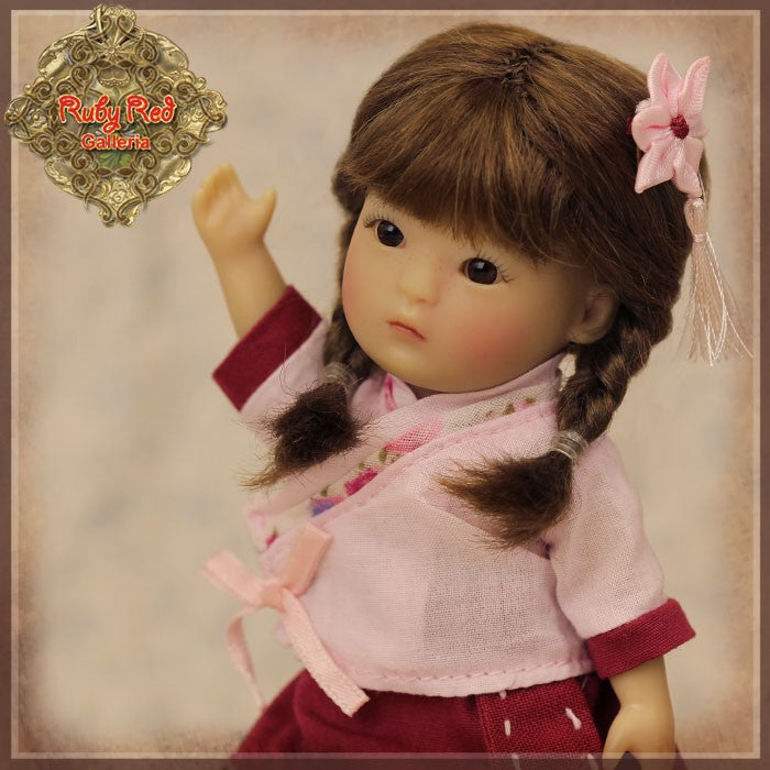 5.5" Yu Ping Red and Pink Twins outfit (HC0048A)