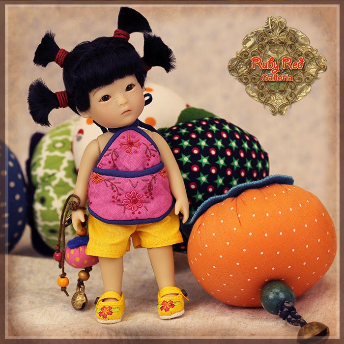 5.5'' Tanghulu Si Xi’er (Love) Doll Set (TA0004A)