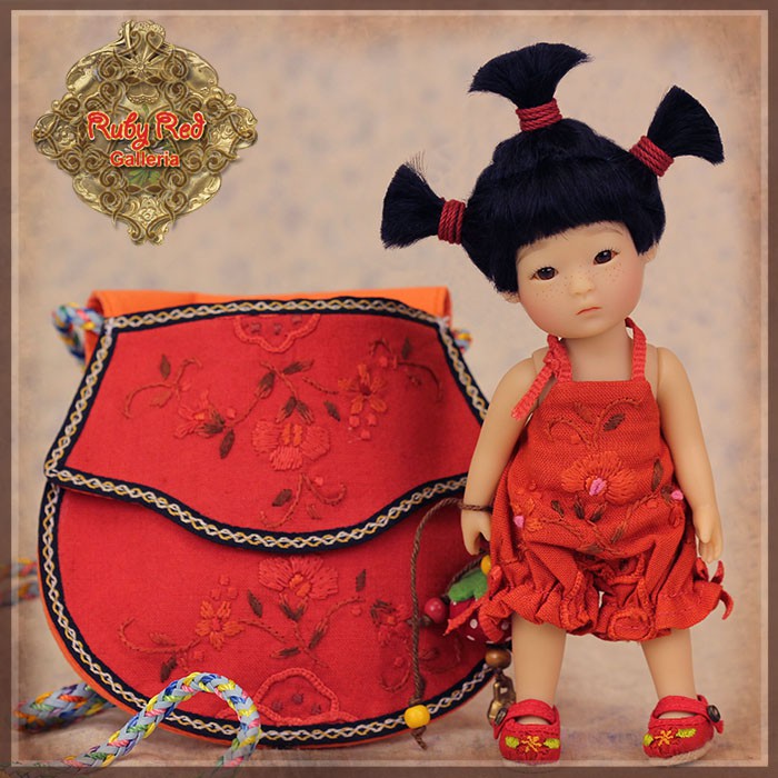 5.5'' Tanghulu - San Mi’er (Sentimental) Doll Set (TA0003A)