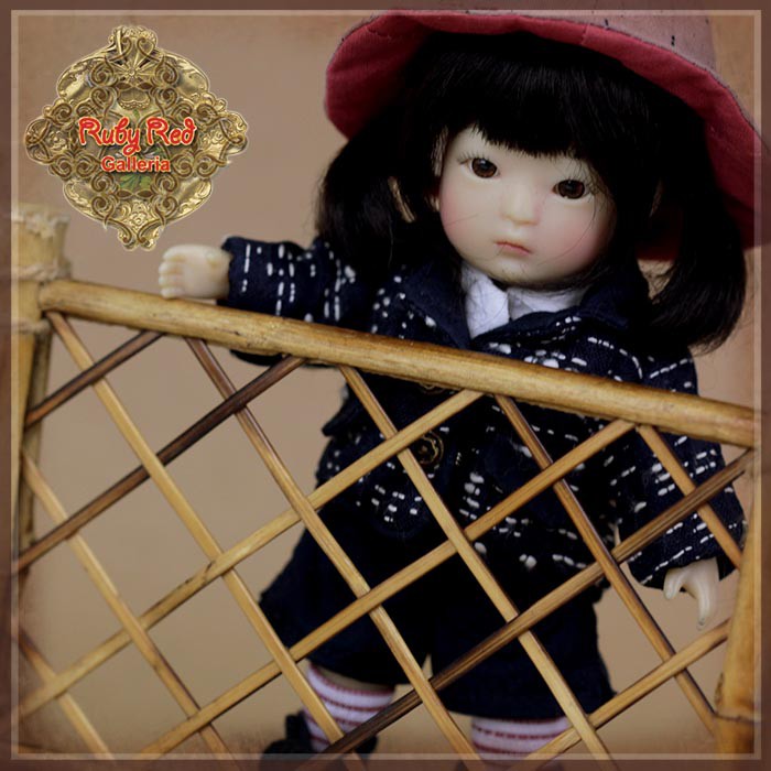 5.5" Yu Ping Twins Picnic Outfit (HC0065A)
