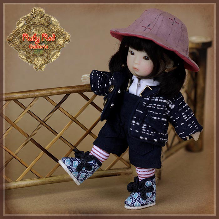 5.5" Yu Ping Twins Picnic Outfit (HC0065A)