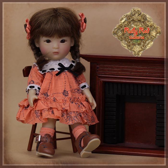 5.5" Yu Ping Orange Dress Outfit (HC0078A)