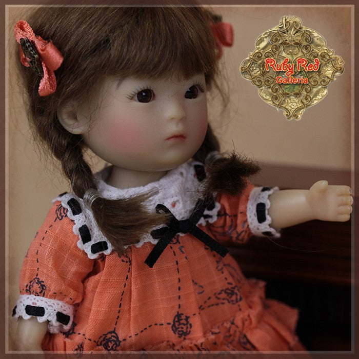 5.5" Yu Ping Orange Dress Outfit (HC0078A)