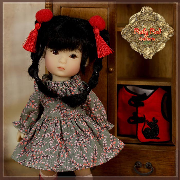 5.5" Yu Ping Chinese New Year Outfit (HC0099A)