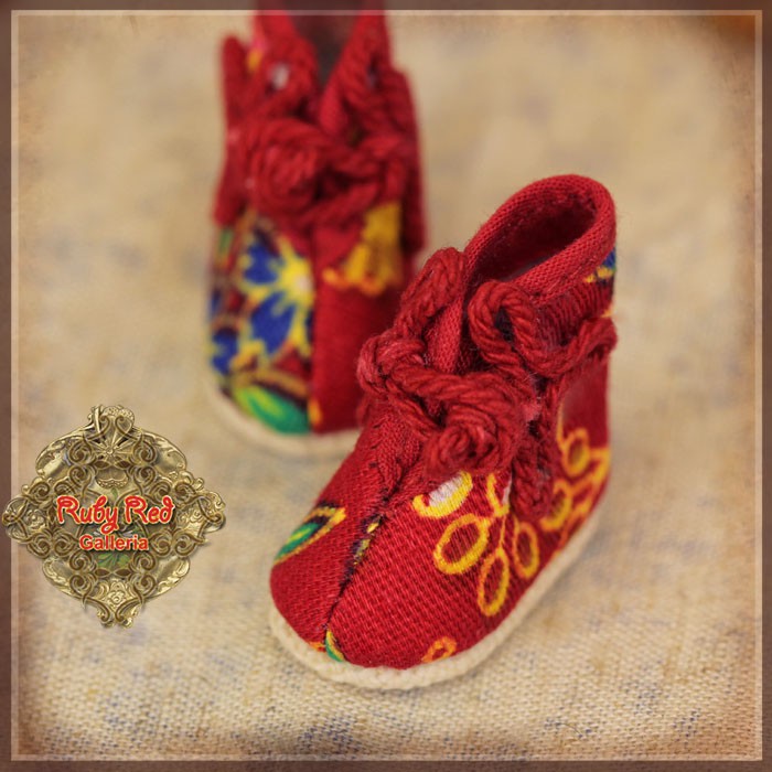 Red Printed Fabric Shoes for 5.5" Dolls (HH0040A)