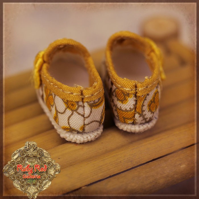 Yellow Fabric Shoes for 5.5" Dolls (HH0051A)