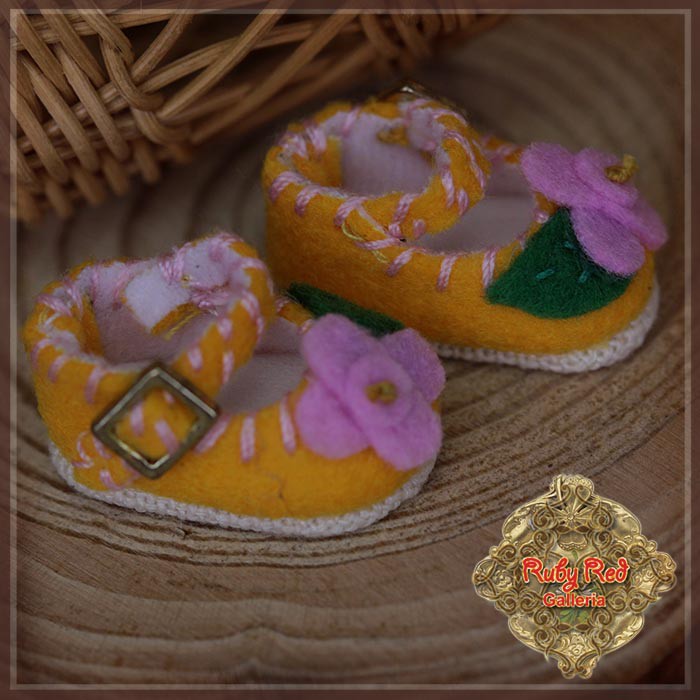 Orange Flower Shoes for 5.5" Dolls (HH0058A)