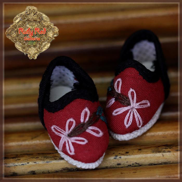 Red Embroidered Shoes for 5.5" Dolls (HH0068A)