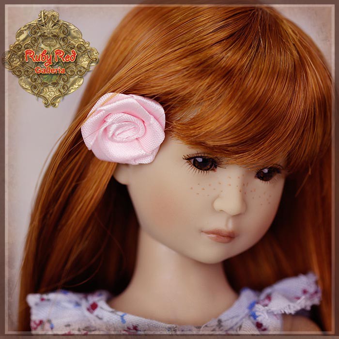 12” InMotion Girl Cloth Set (WC0087A)