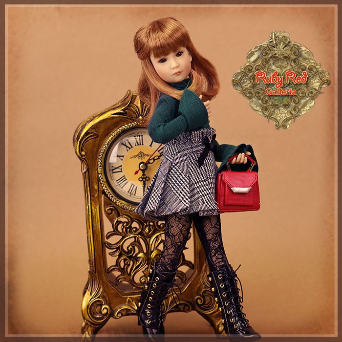 12” InMotion Girl cloth set (WC0083A)