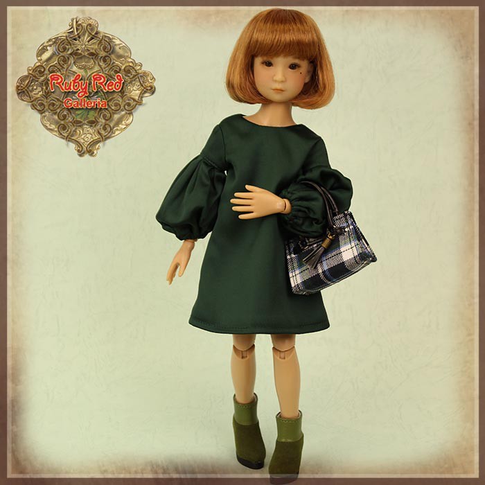 12” InMotion Girl cloth set (WC0077A)