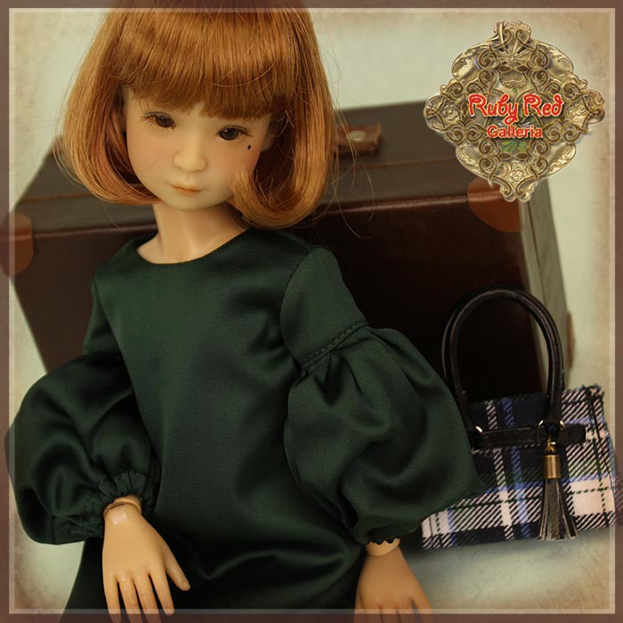 12” InMotion Girl cloth set (WC0077A)