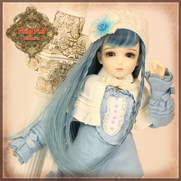 12” InMotion Girl cloth set (WC0074A)