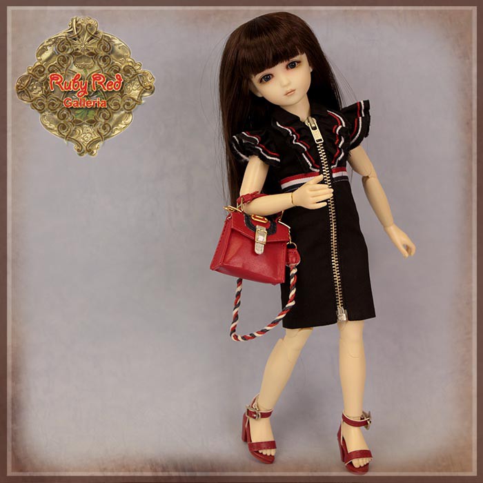 12” InMotion Girl cloth set (WC0073A)