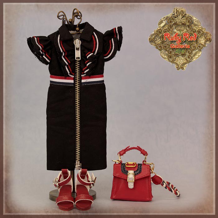 12” InMotion Girl cloth set (WC0073A)