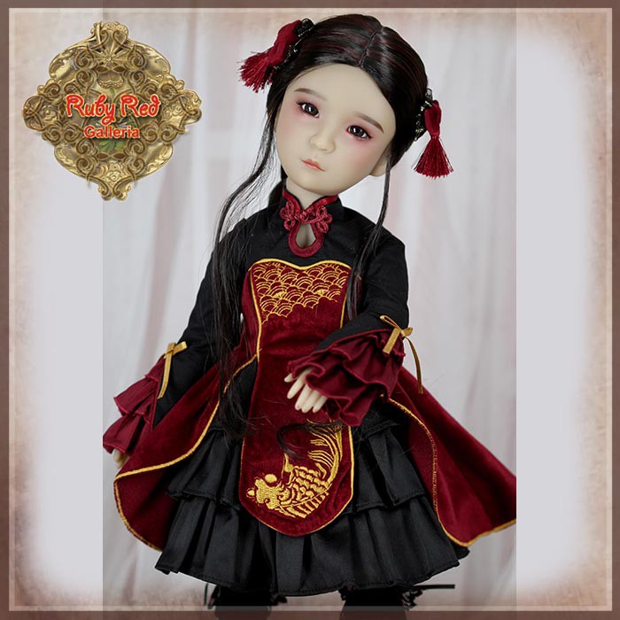 15" Girls of the Orient Red and Black Outfit (KC0010A)