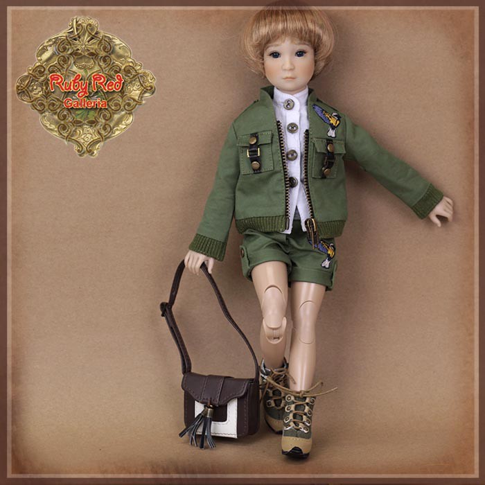 12" InMotion Girl Souvenir Outfit (WC0070A)