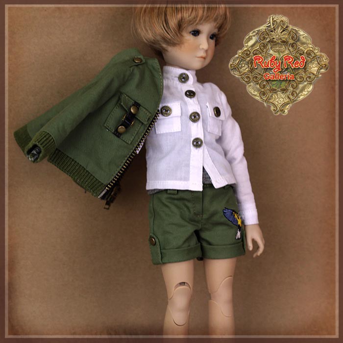 12" InMotion Girl Souvenir Outfit (WC0070A)