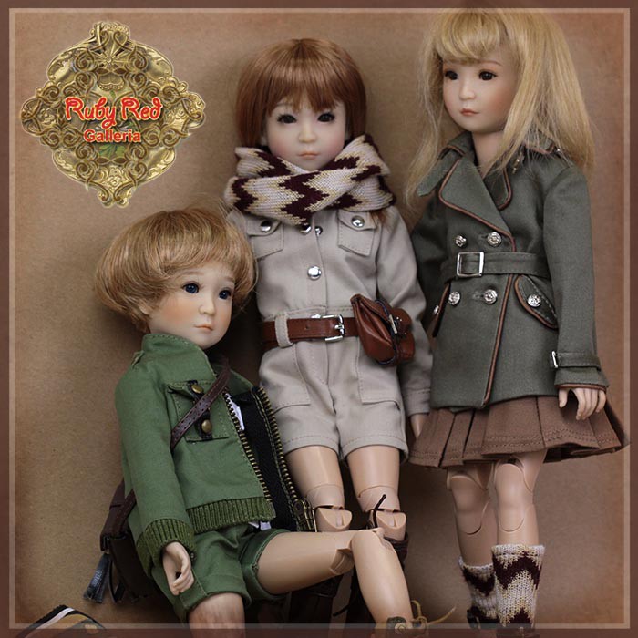 12" InMotion Girl Souvenir Outfit (WC0070A)