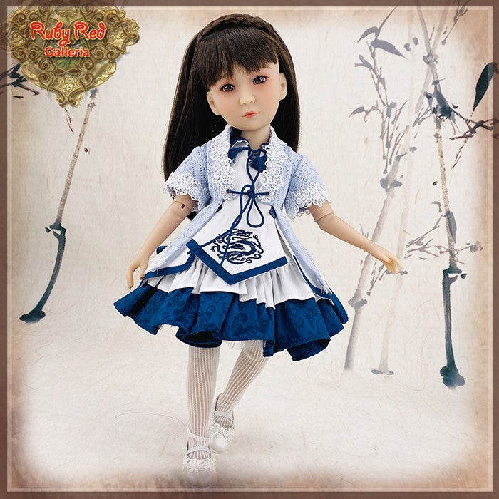 15" Girls of the Orient Blue and White Outfit (KC0011A)