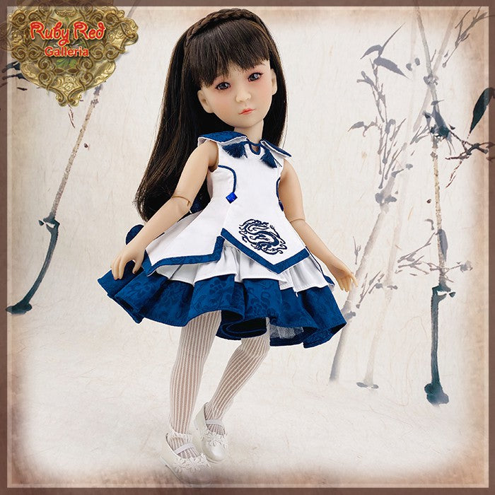15" Girls of the Orient Blue and White Outfit (KC0011A)