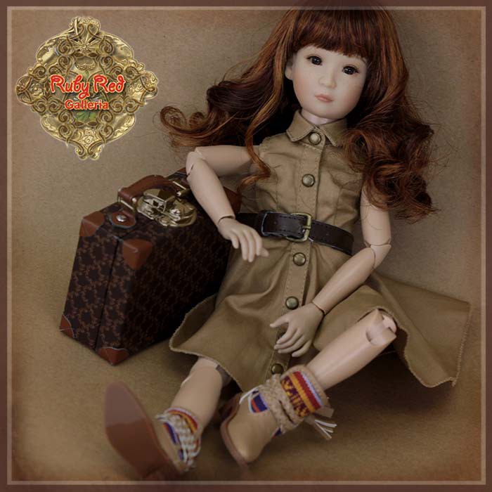 12" InMotion Girl cloth set (WC0067A)