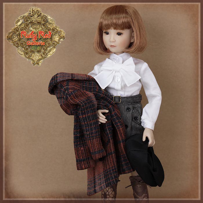 12'' InMotion Girl cloth set (WC0065A)