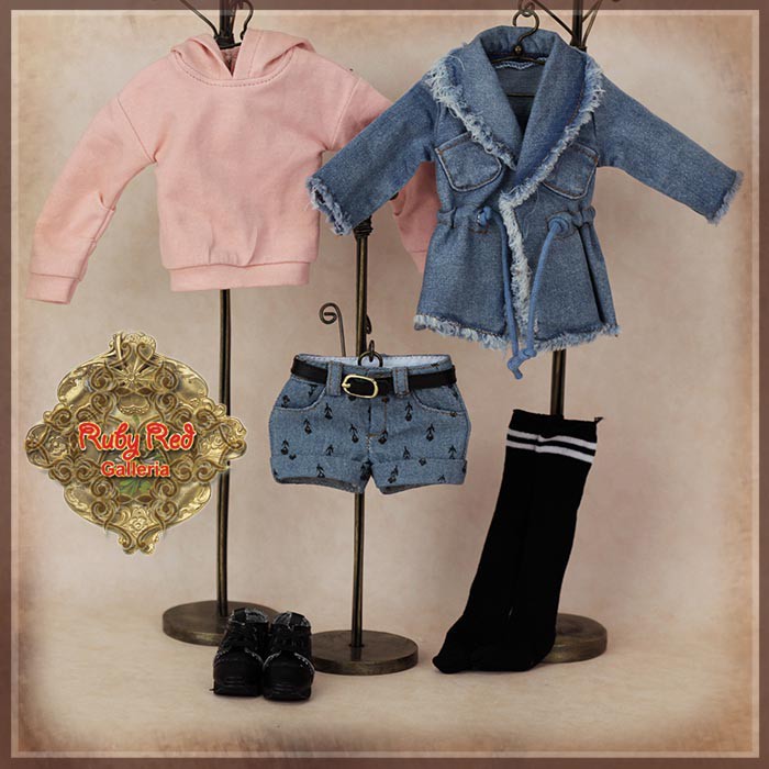 12'' InMotion Girl cloth set (WC0063A)