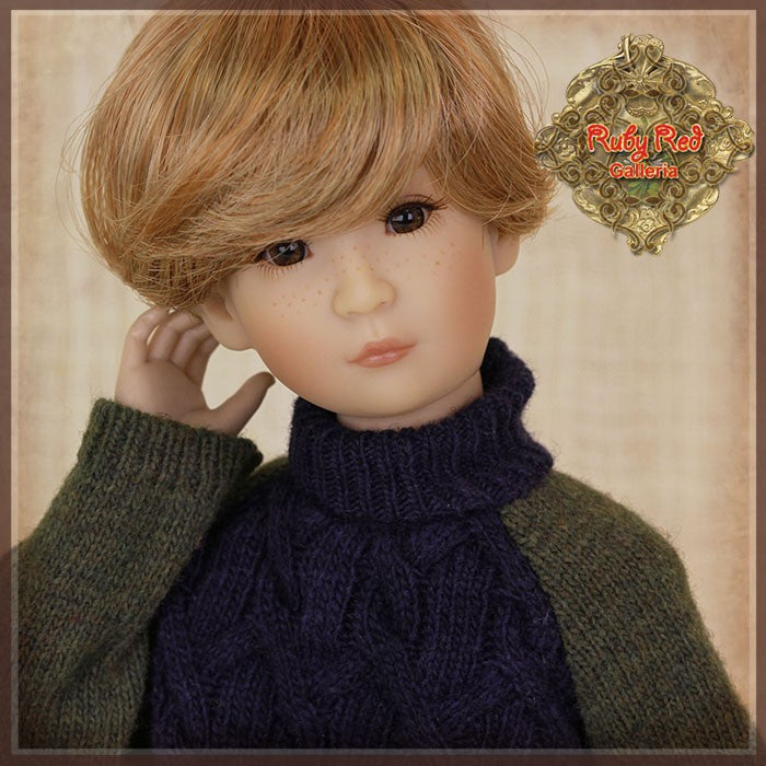 12'' Navy and Green Sweater (WC0059C)