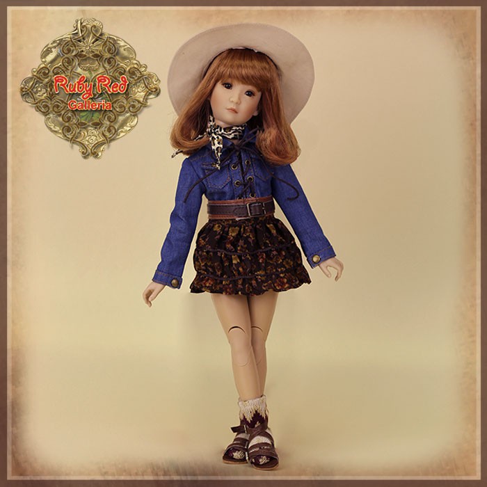 12'' InMotion Girl cloth set (WC0054A)